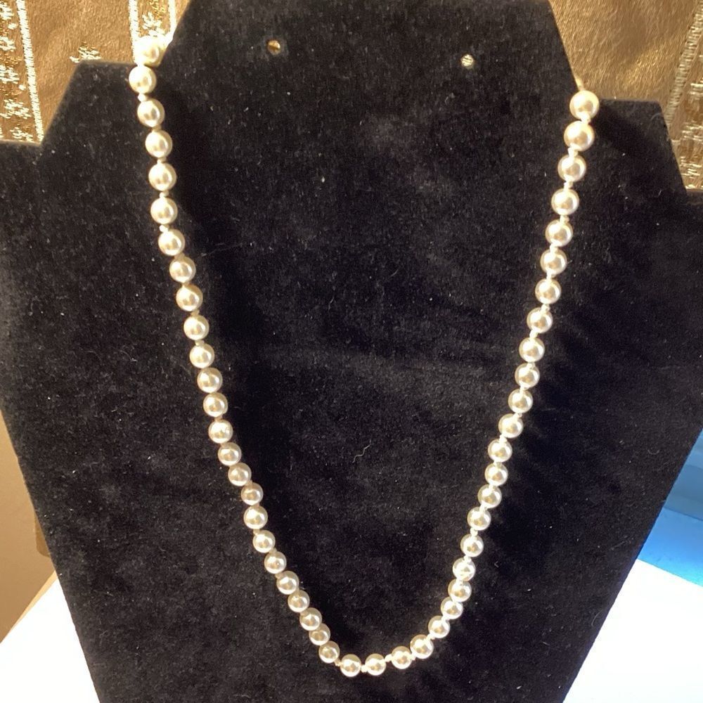 Faux White Pearl Necklace 18”Length